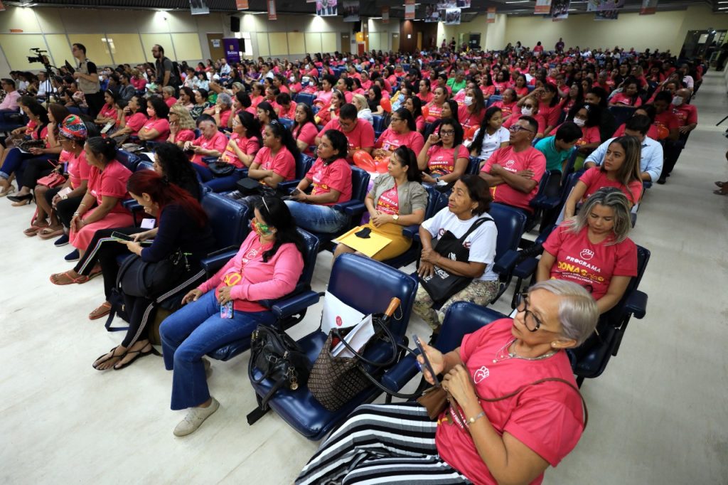 Donas de Si lotaram o auditório do Centur. (Fotos: Cláudio Pinheiro)